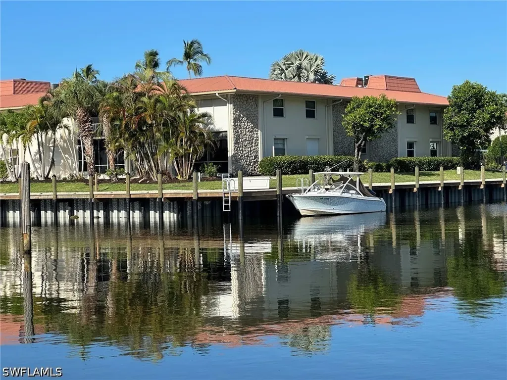 Naples FL, 1200 Cherrystone Court, Unit B108