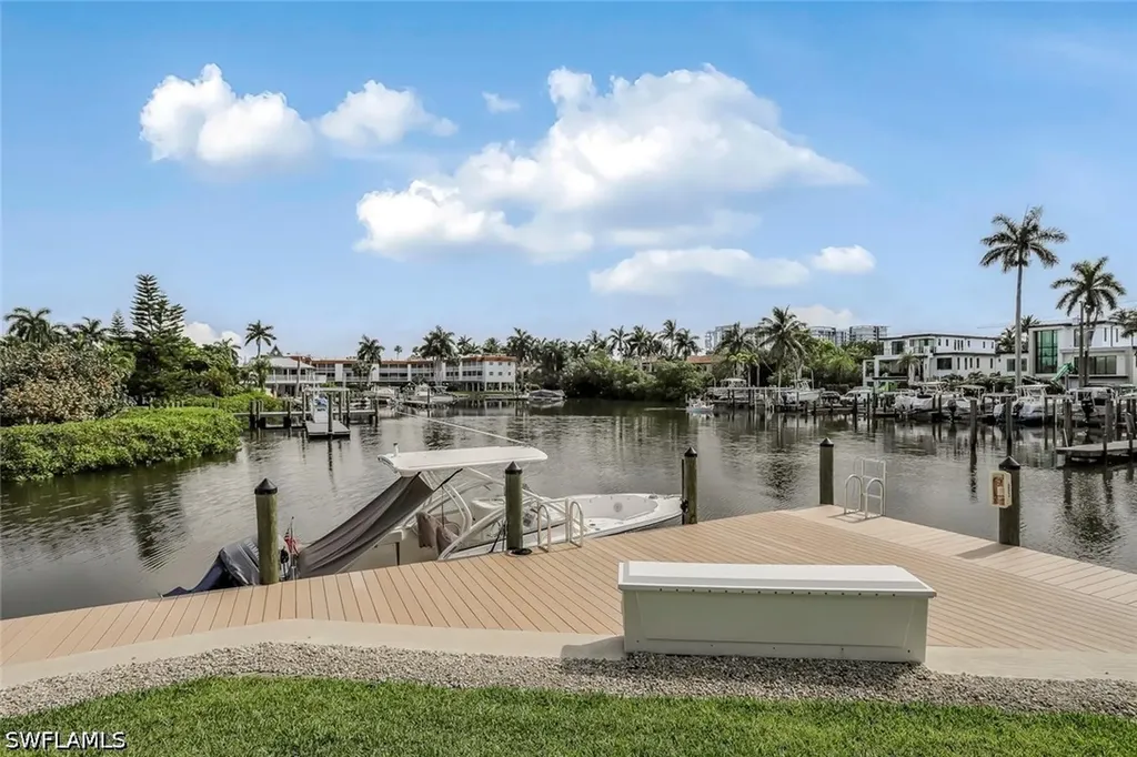 1200 Cherrystone Court Naples FL 34102