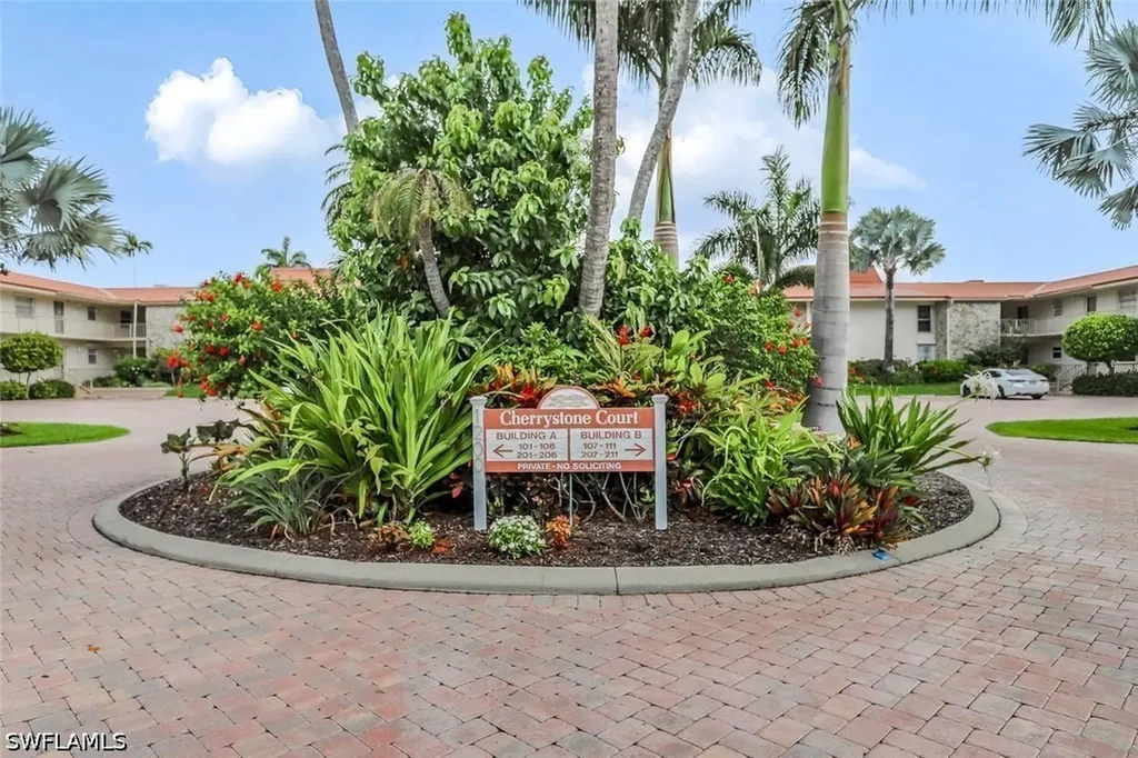 1200 Cherrystone Court Naples FL 34102