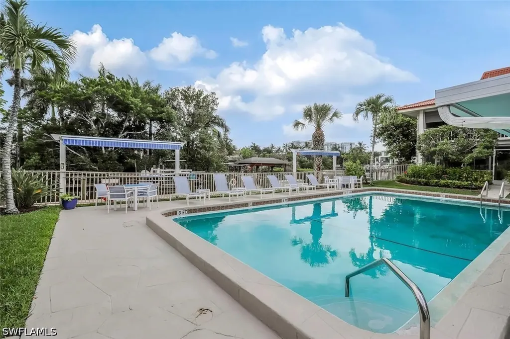 1200 Cherrystone Court Naples FL 34102