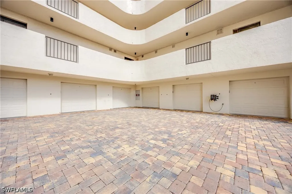 15 Bluebill Avenue Naples FL 34108