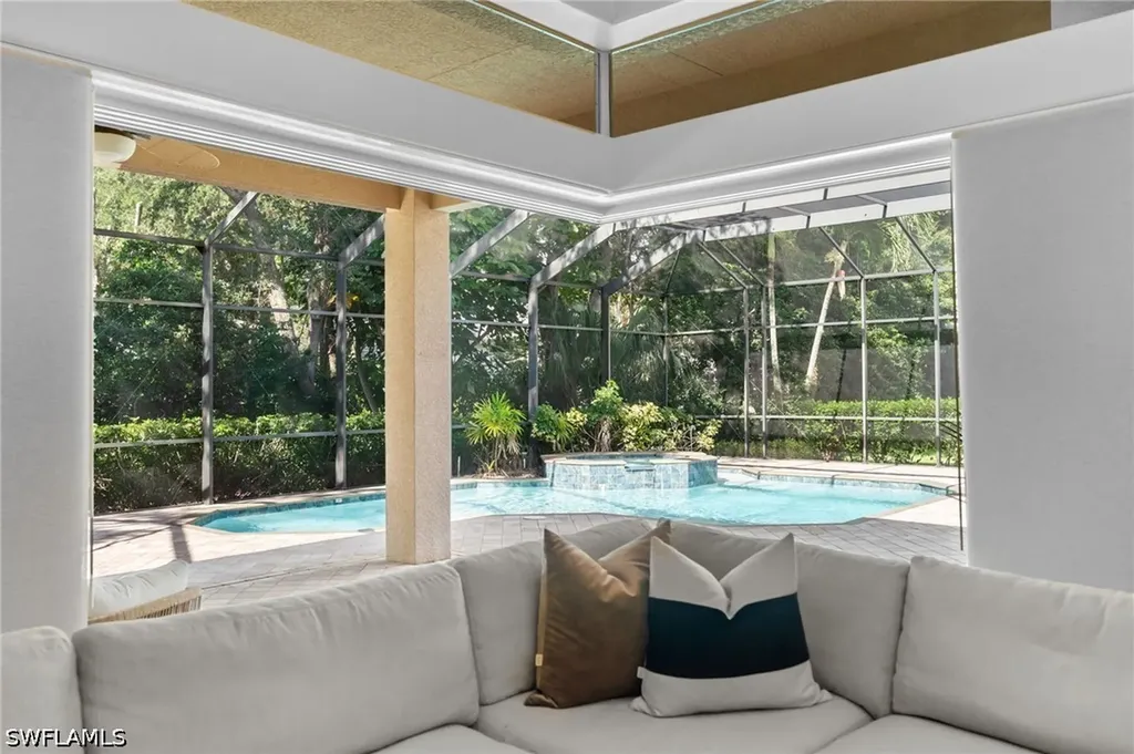 480 Terracina Way Naples FL 34119