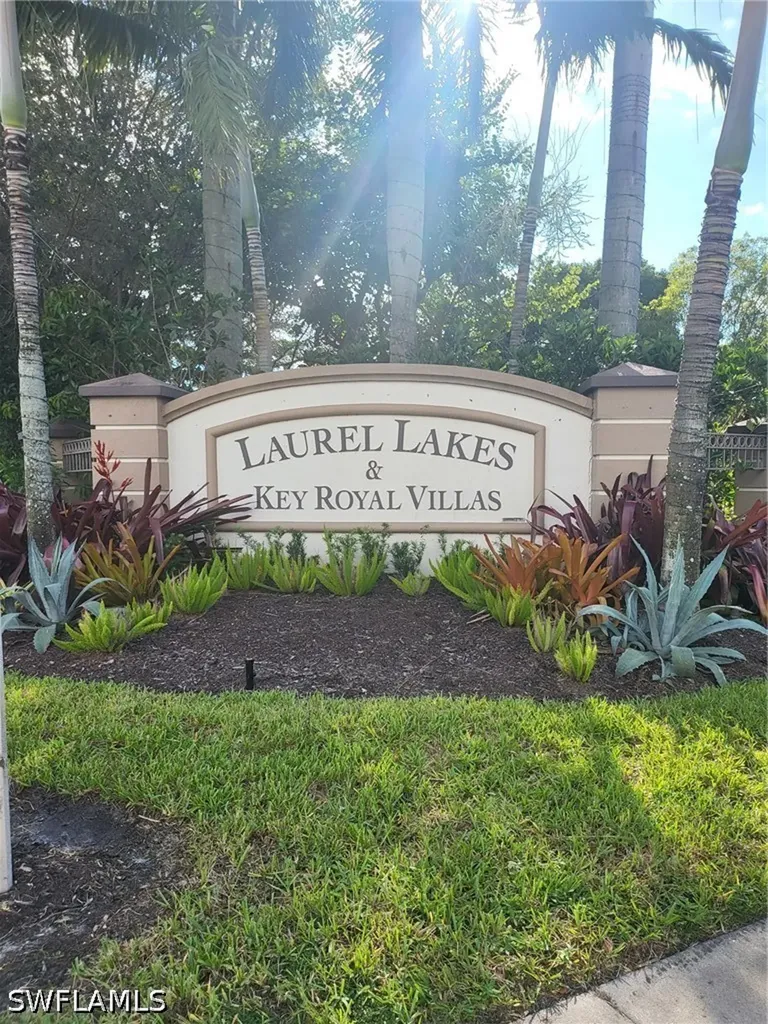 8288 Key Royal Lane Naples FL 34119