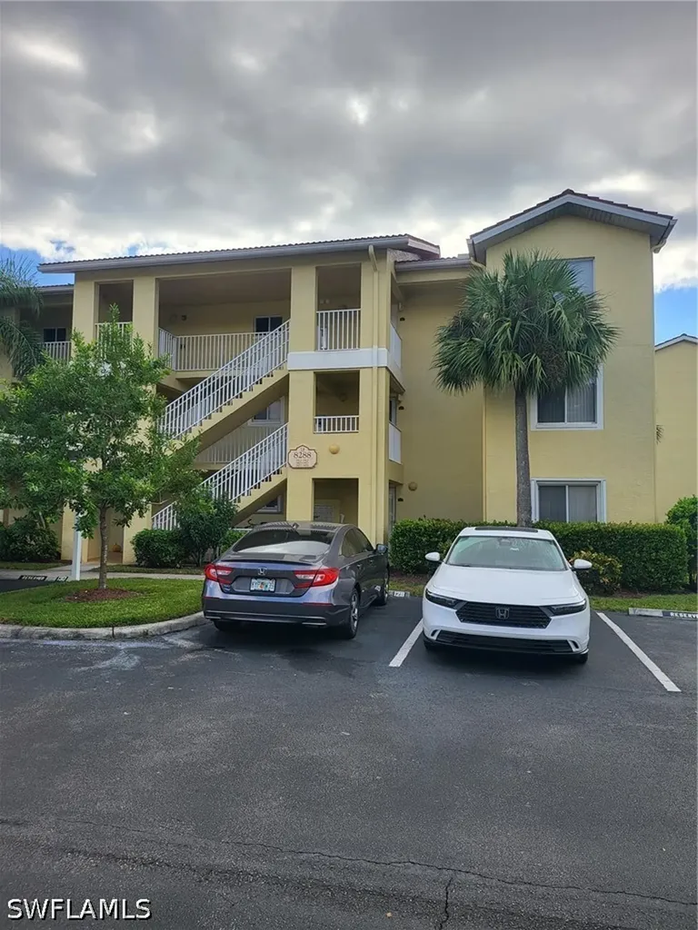 8288 Key Royal Lane Naples FL 34119