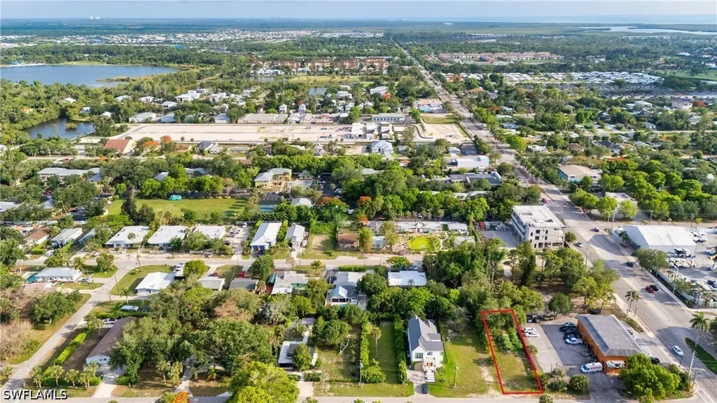 2960 Coco Avenue Naples FL 34112