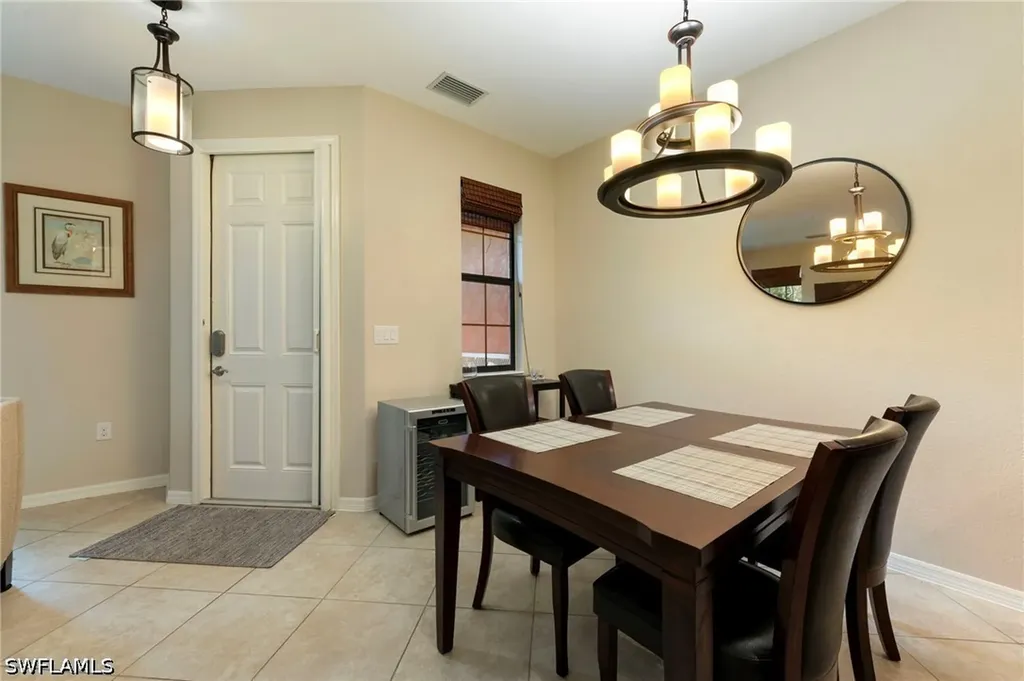 9066 Albion Lane N Naples FL 34113