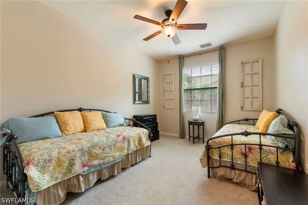 9066 Albion Lane N Naples FL 34113