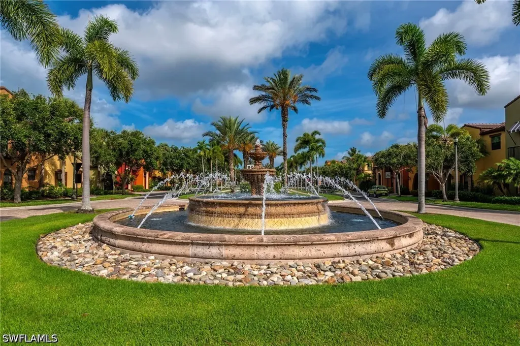 9066 Albion Lane N Naples FL 34113