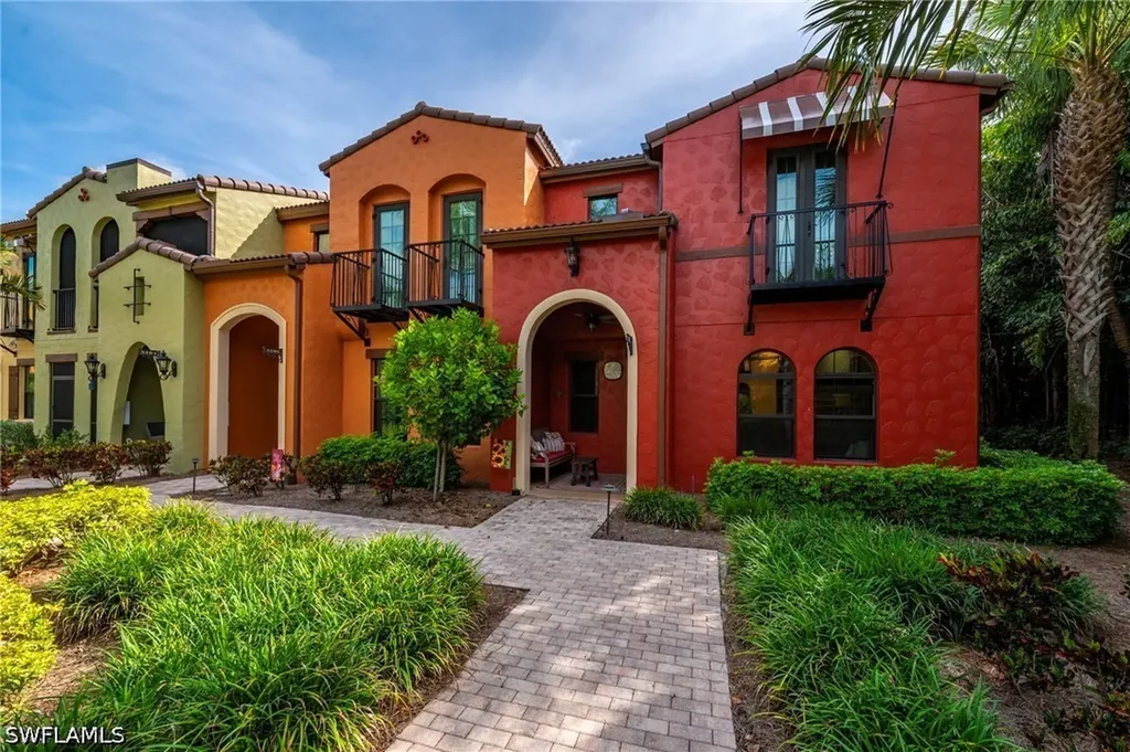 9066 Albion Lane N Naples FL 34113