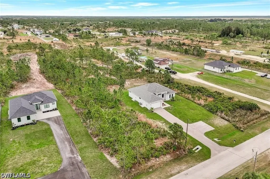 4043 58th Avenue NE Naples FL 34120