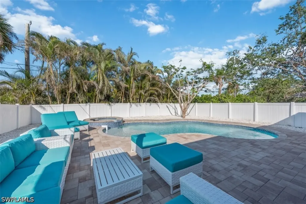 575 97th Avenue N Naples FL 34108