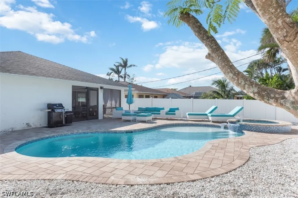575 97th Avenue N Naples FL 34108