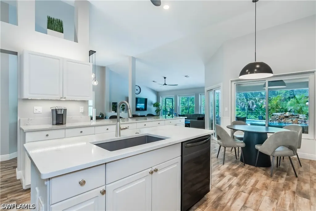 7653 Citrus Hill Lane Naples FL 34109