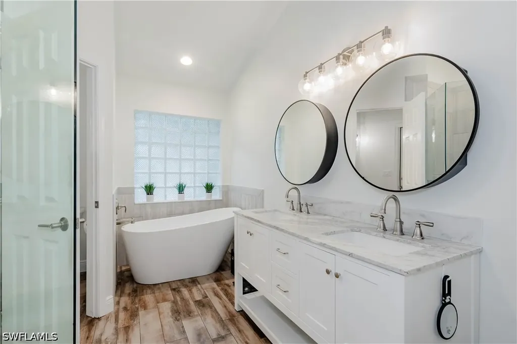 7653 Citrus Hill Lane Naples FL 34109