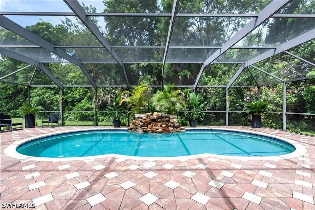 7653 Citrus Hill Lane Naples FL 34109