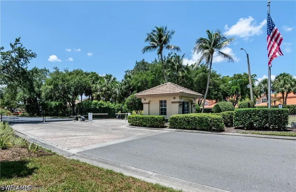 7653 Citrus Hill Lane Naples FL 34109
