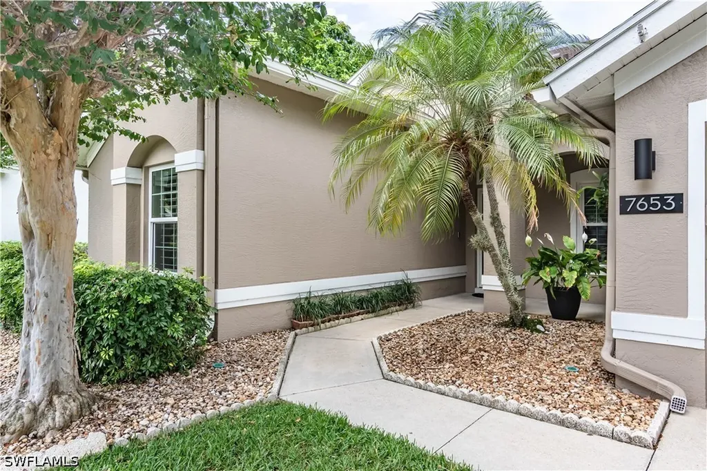 7653 Citrus Hill Lane Naples FL 34109