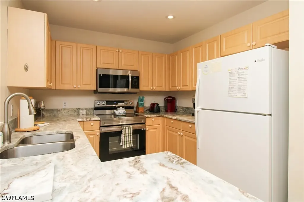 519 Roma Court Naples FL 34110