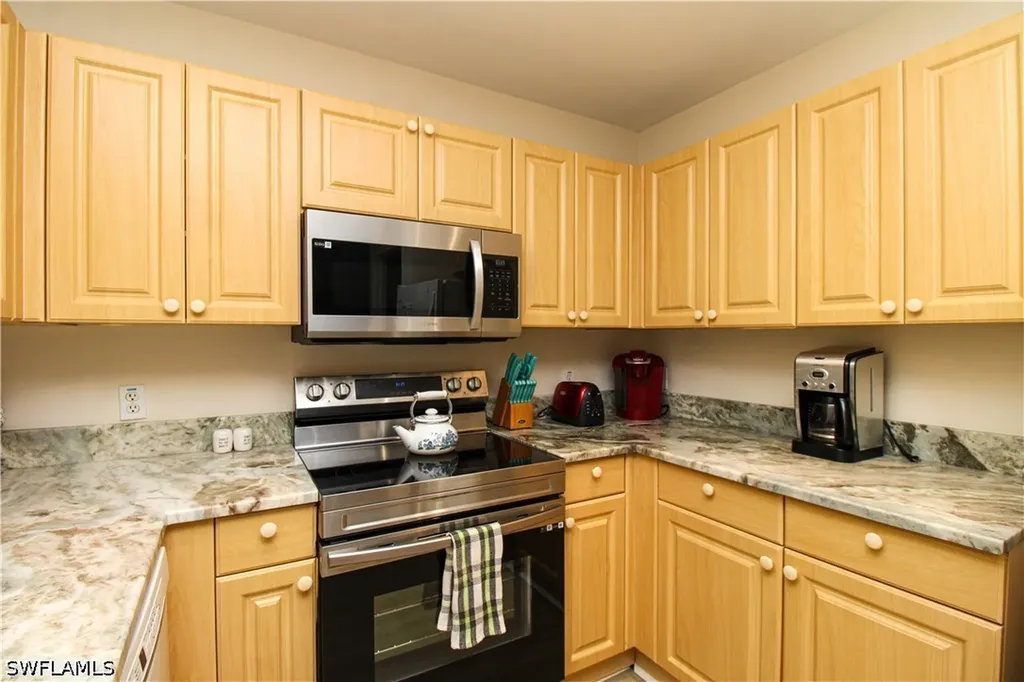 519 Roma Court Naples FL 34110