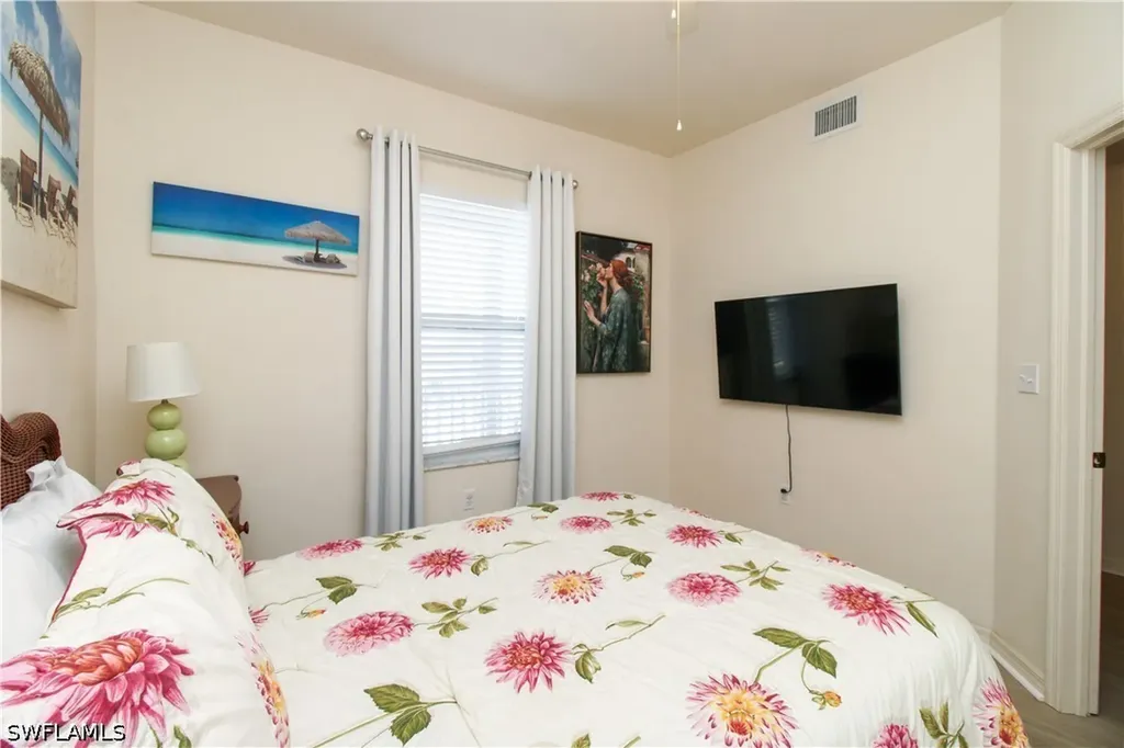 519 Roma Court Naples FL 34110