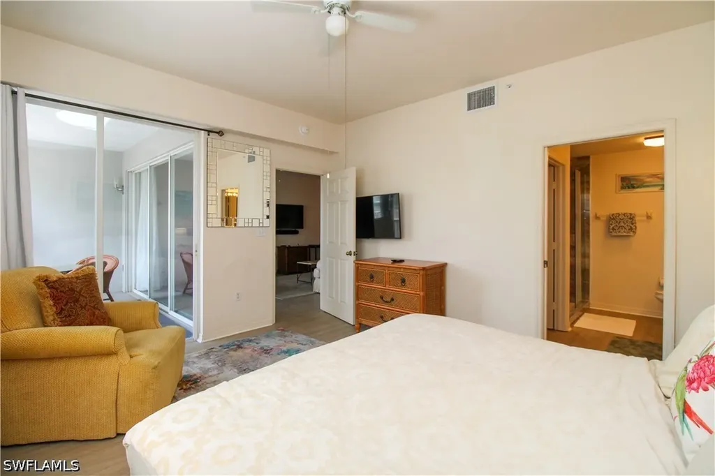 519 Roma Court Naples FL 34110