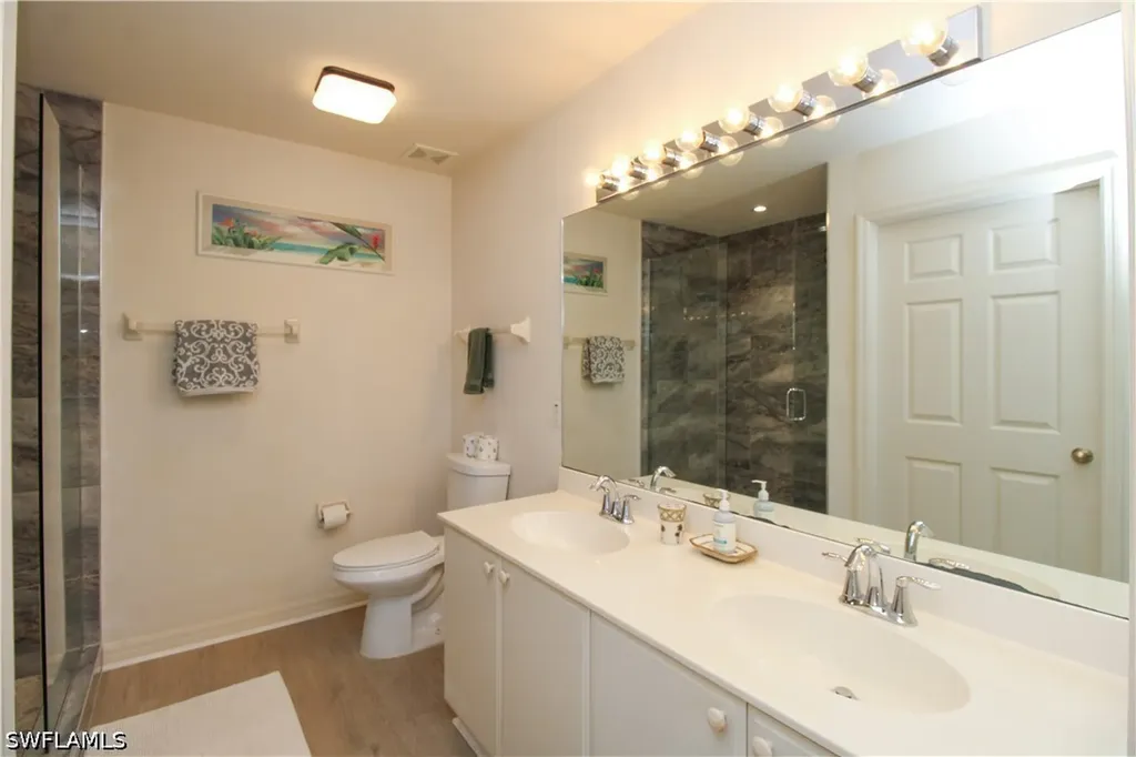 519 Roma Court Naples FL 34110
