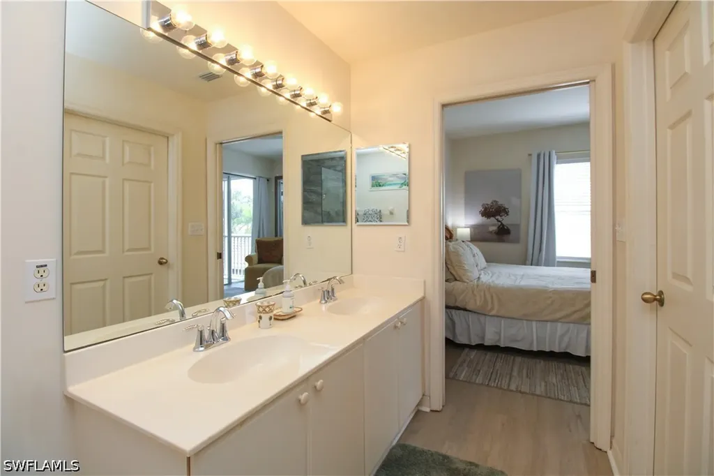 519 Roma Court Naples FL 34110