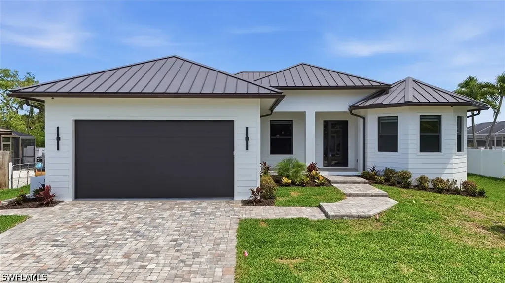 1200 Samoa Avenue Marco Island FL 34145