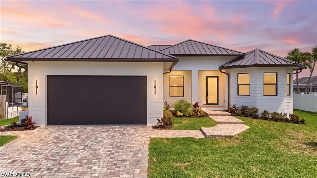 1200 Samoa Avenue Marco Island FL 34145