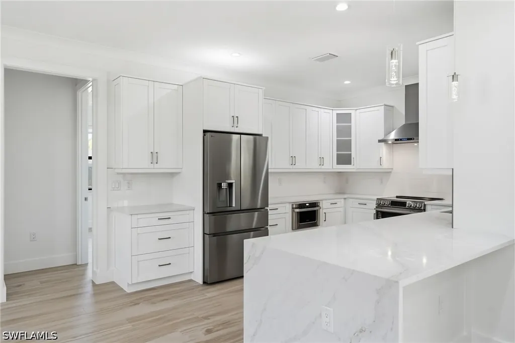 1200 Samoa Avenue Marco Island FL 34145