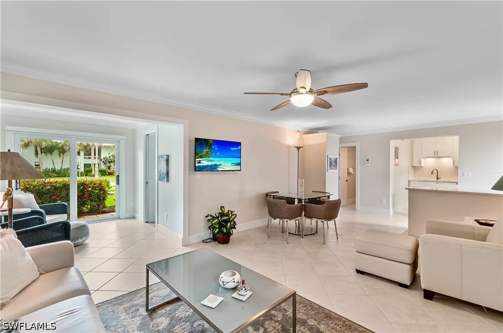 Naples FL, 661 12TH Avenue S, Unit 661