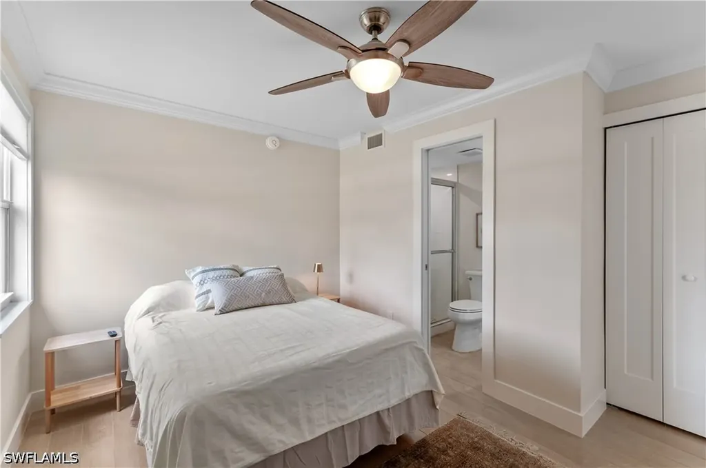 661 12th Avenue S Naples FL 34102