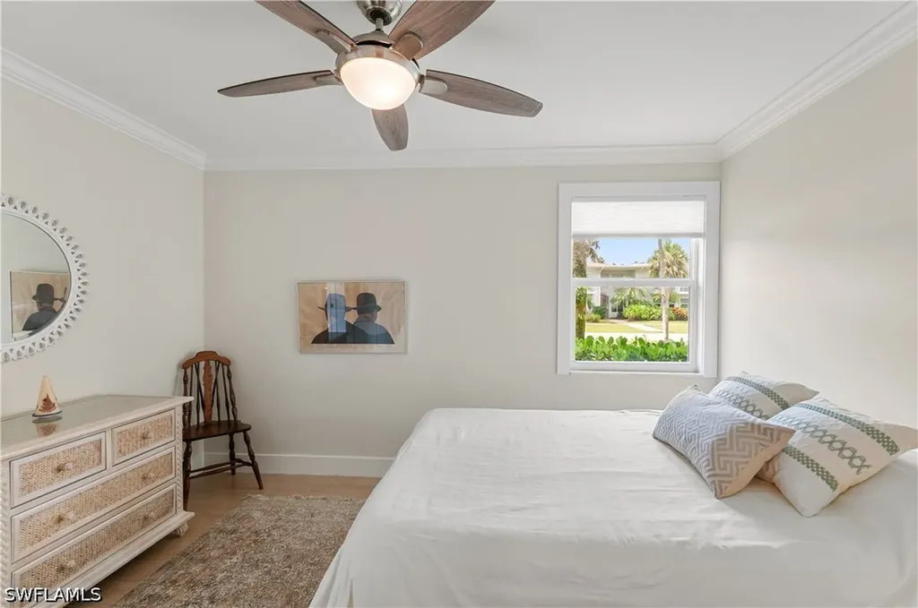 661 12th Avenue S Naples FL 34102