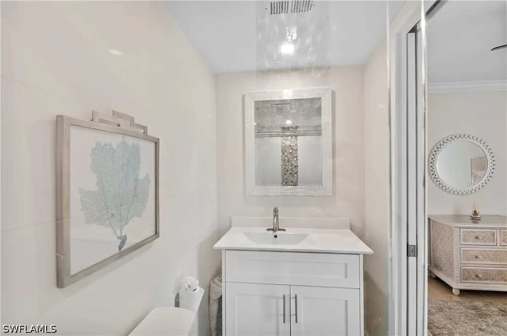 661 12th Avenue S Naples FL 34102