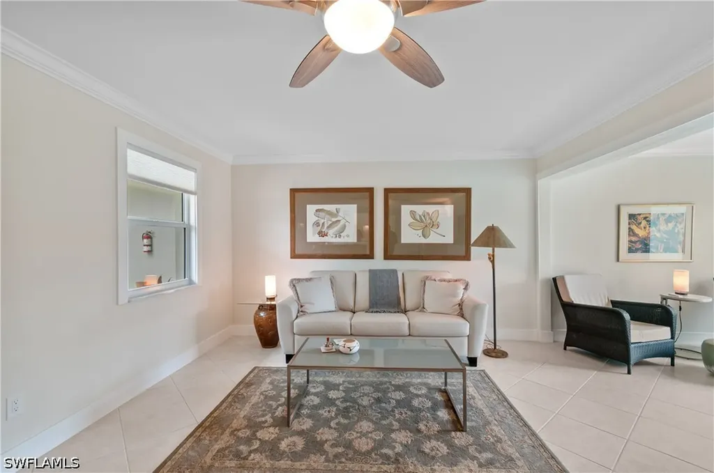 661 12th Avenue S Naples FL 34102