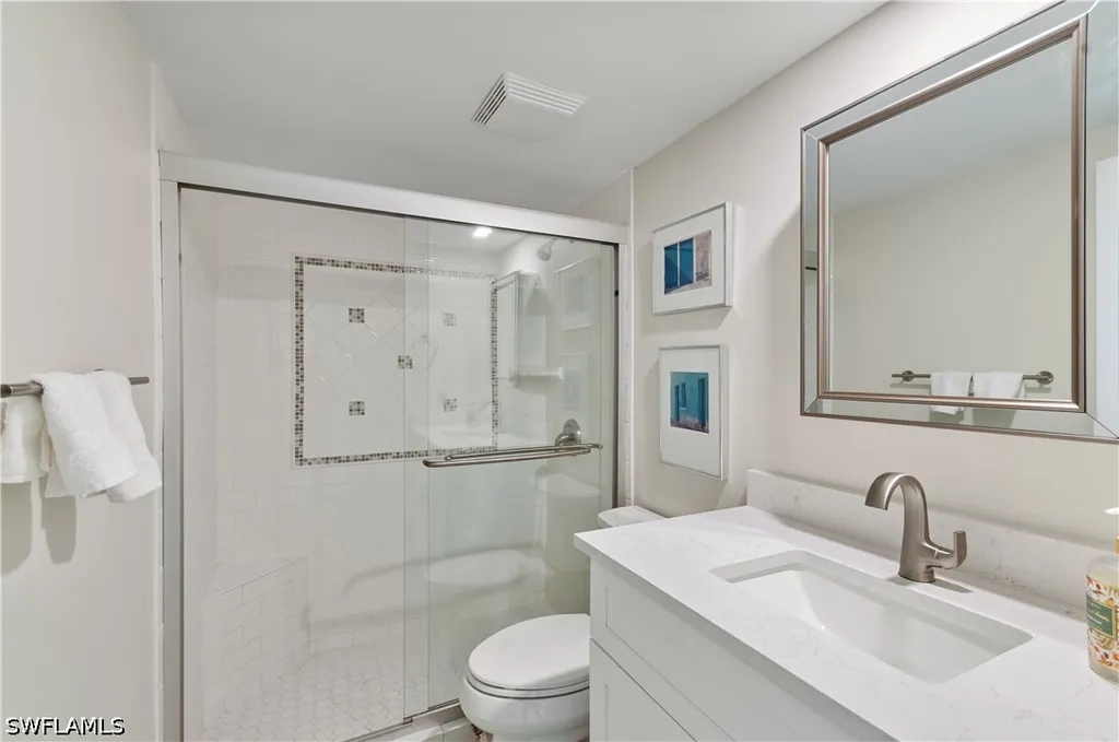 661 12th Avenue S Naples FL 34102
