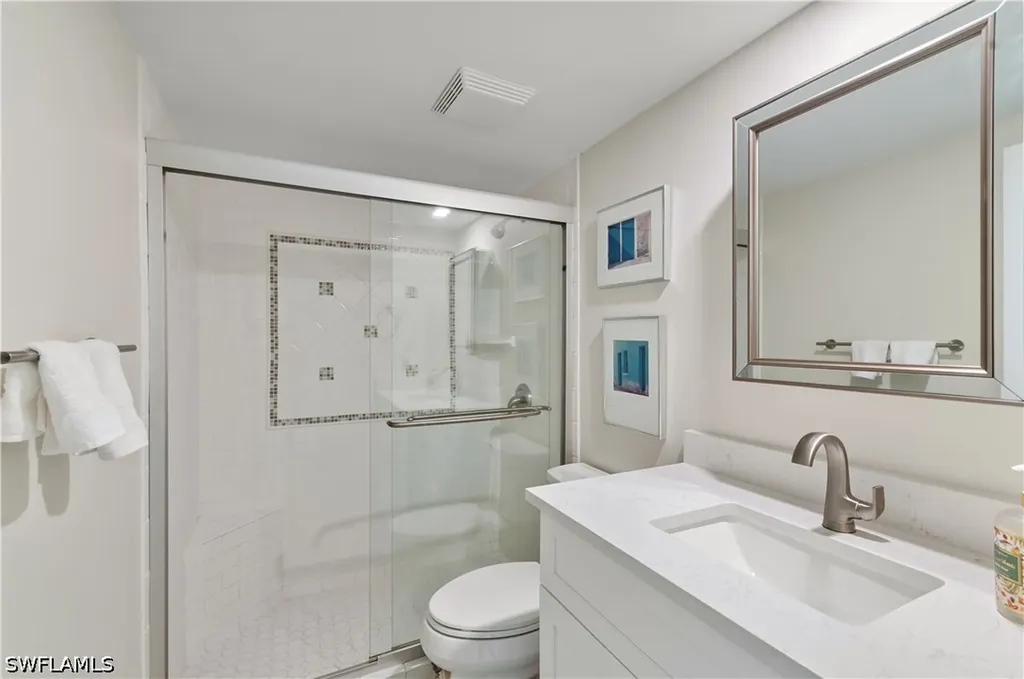 661 12th Avenue S Naples FL 34102