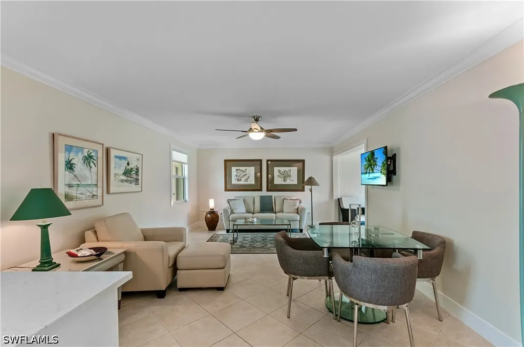 661 12th Avenue S Naples FL 34102