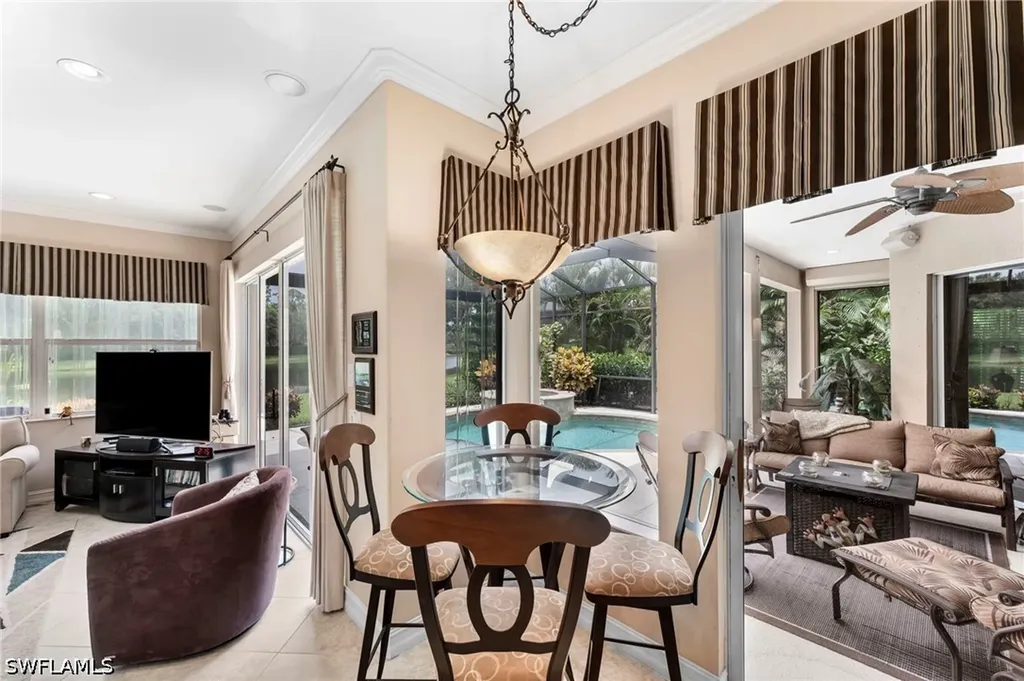 6155 Dogleg Drive Naples FL 34113