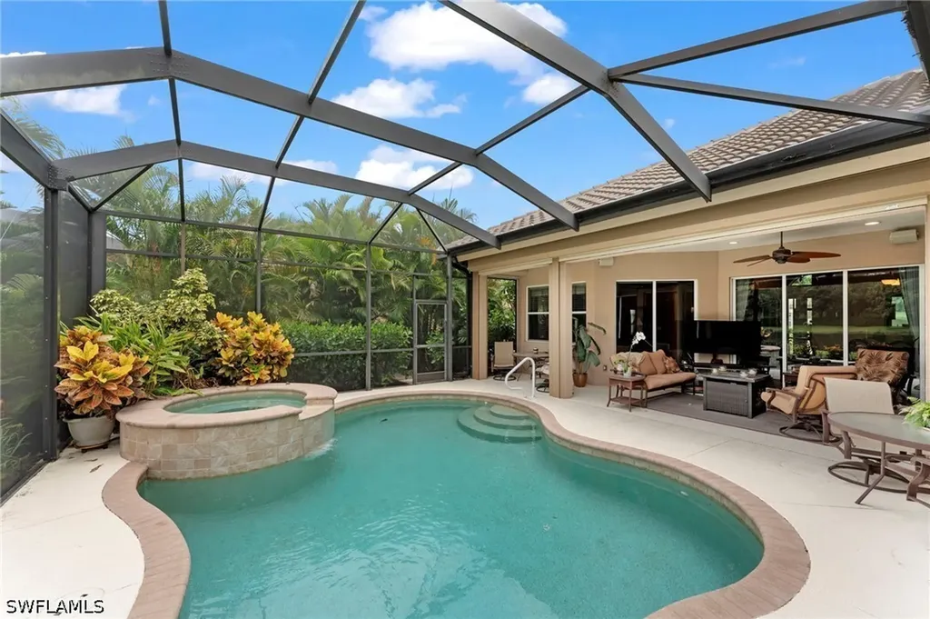 6155 Dogleg Drive Naples FL 34113
