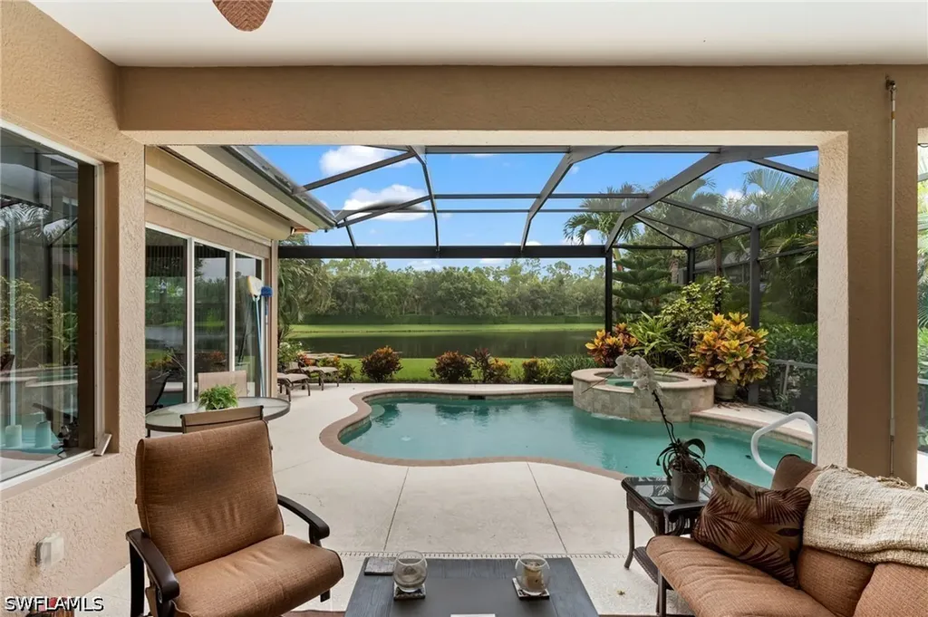 6155 Dogleg Drive Naples FL 34113