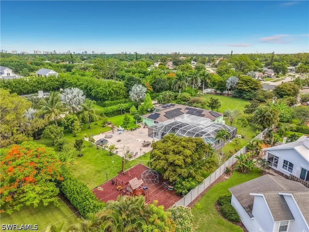 2280 Capri Court Naples FL 34105