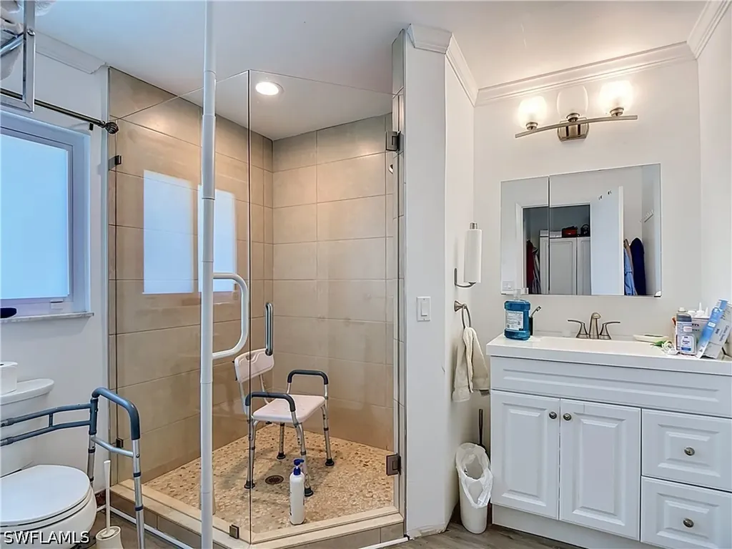2280 Capri Court Naples FL 34105
