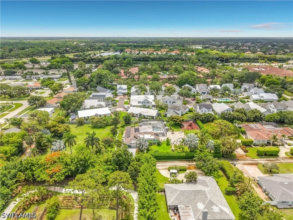 2280 Capri Court Naples FL 34105