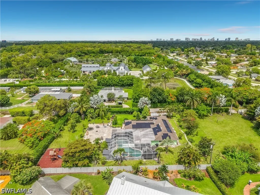 2280 Capri Court Naples FL 34105