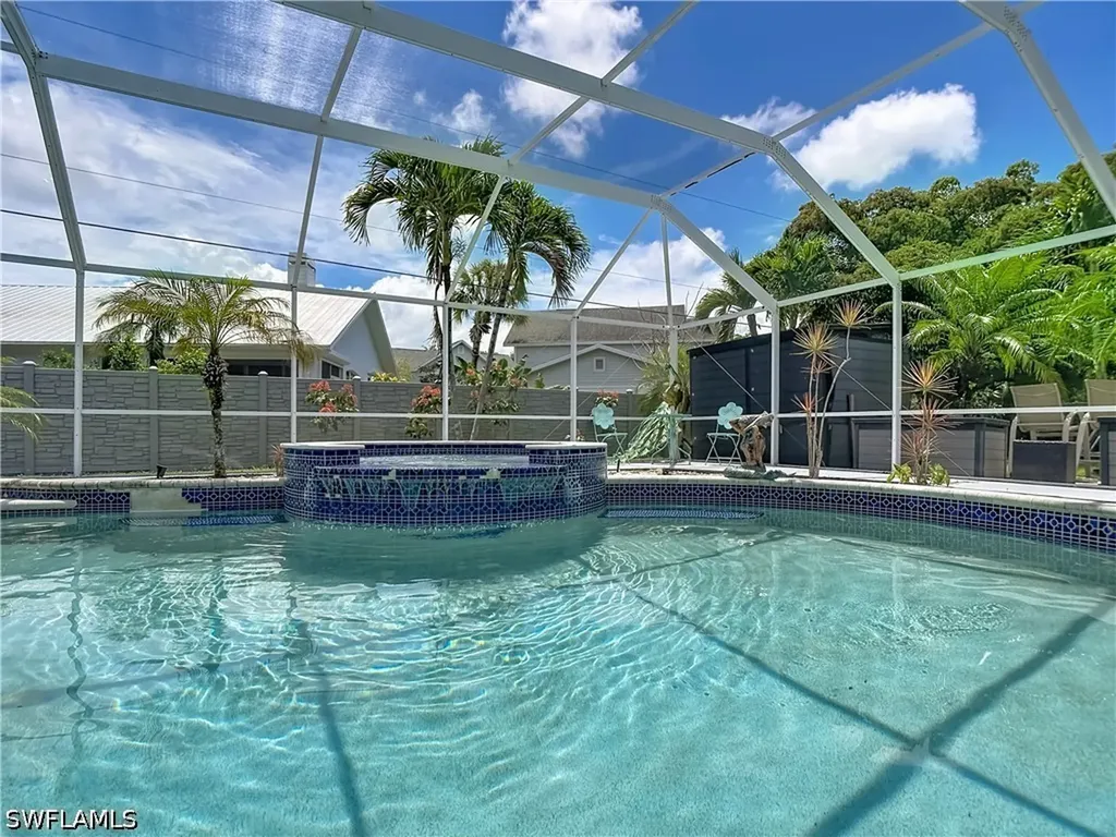 2280 Capri Court Naples FL 34105