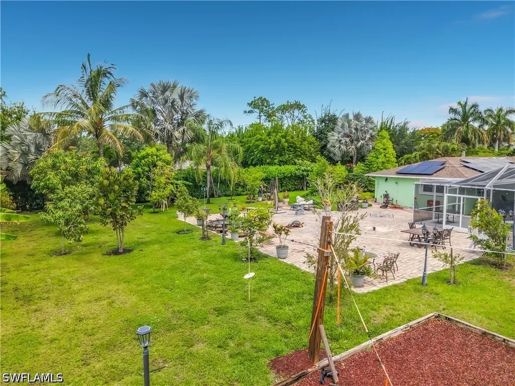 2280 Capri Court Naples FL 34105