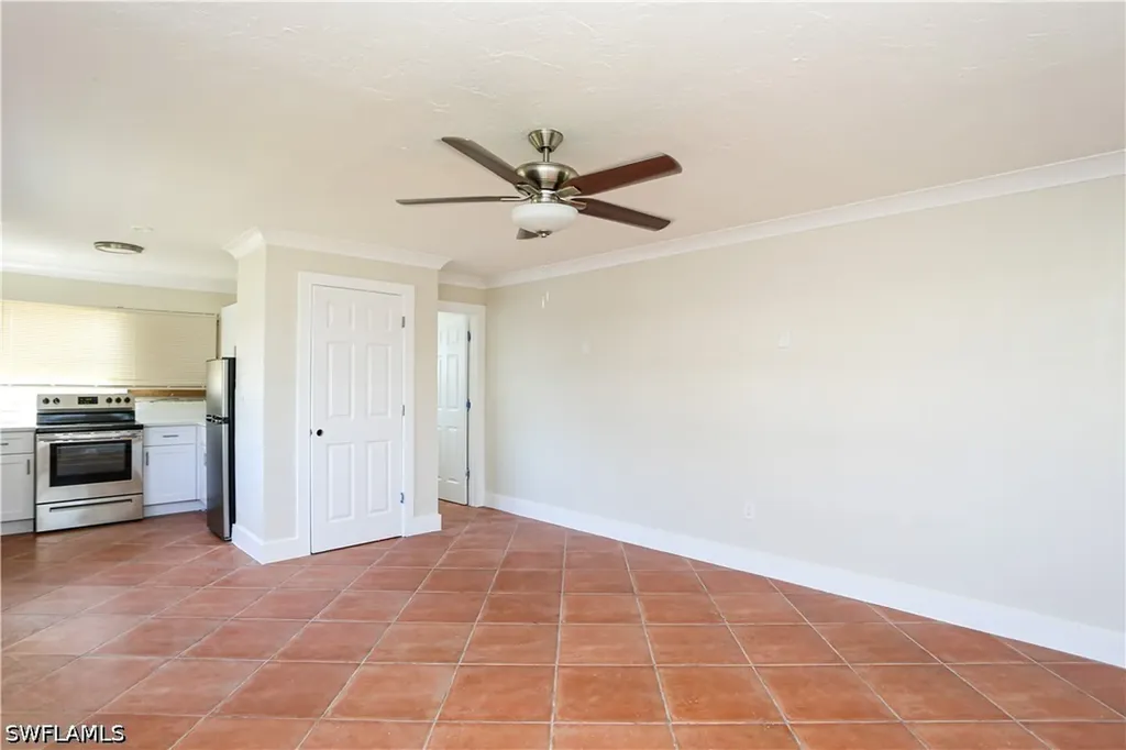 2805 Shoreview Drive Naples FL 34112