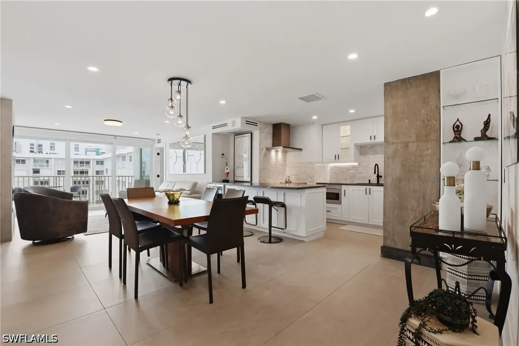 3443 Gulf Shore Boulevard N Naples FL 34103
