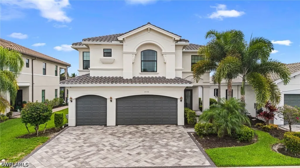 Naples FL, 4586 Luminary Avenue